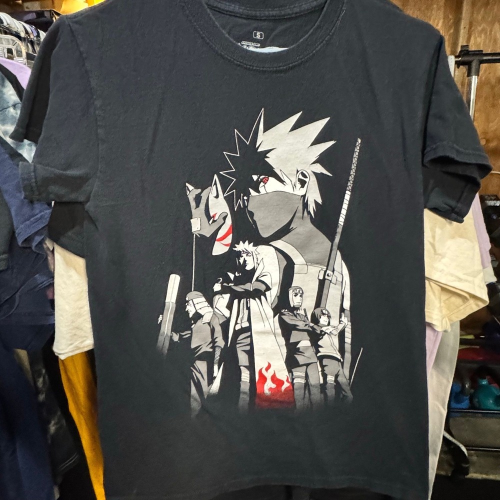 Naruto - Shonen Jump- B&W size small